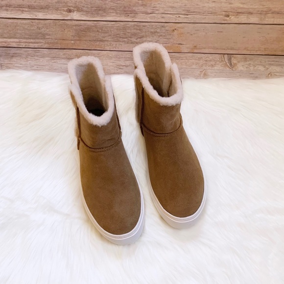 UGG Aika Chestnut Suede Platform Sneaker Boot - Picture 2 of 9